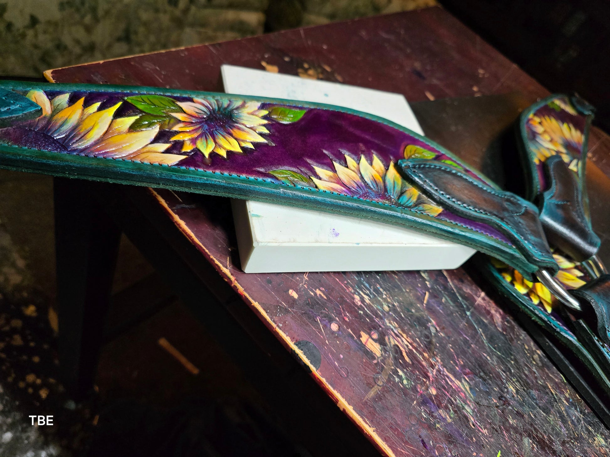 Sunflower Herman Oak Breast Collar